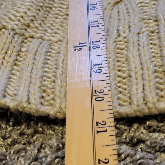 A.N.A. cream crew neck sweater with a cable knit pattern with flecks of gold - Picture 8 of 10